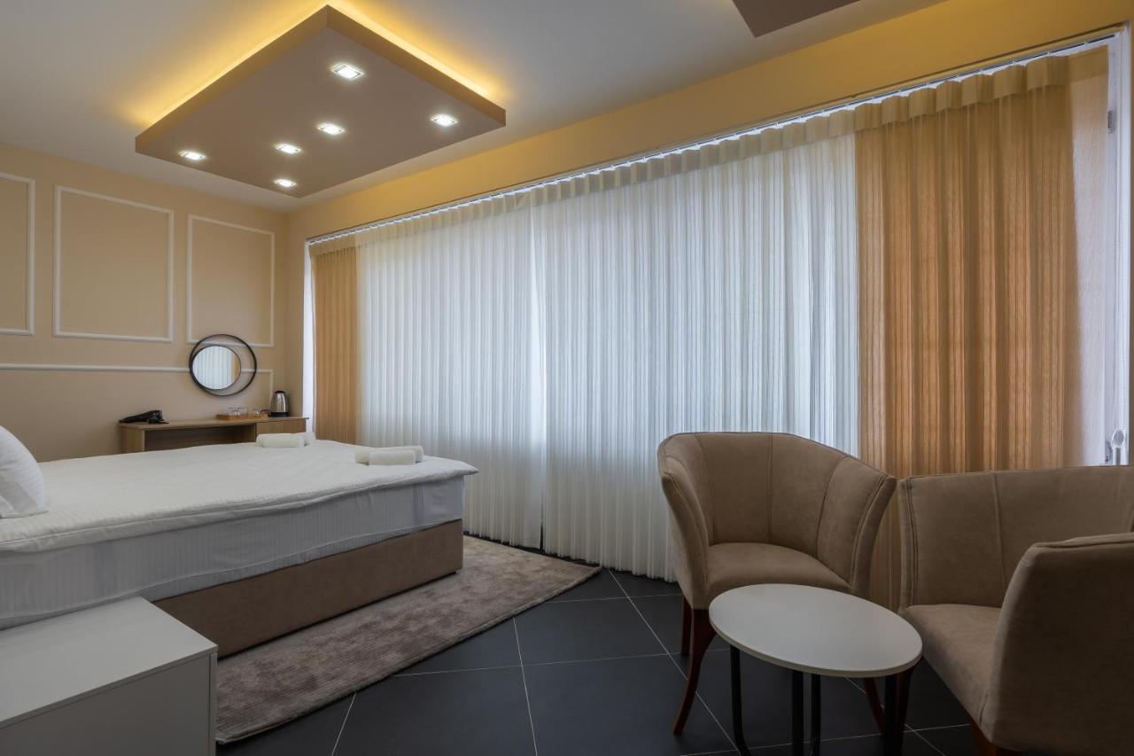 Hotel & Resort Bon Bon Suto Orizari Extérieur photo