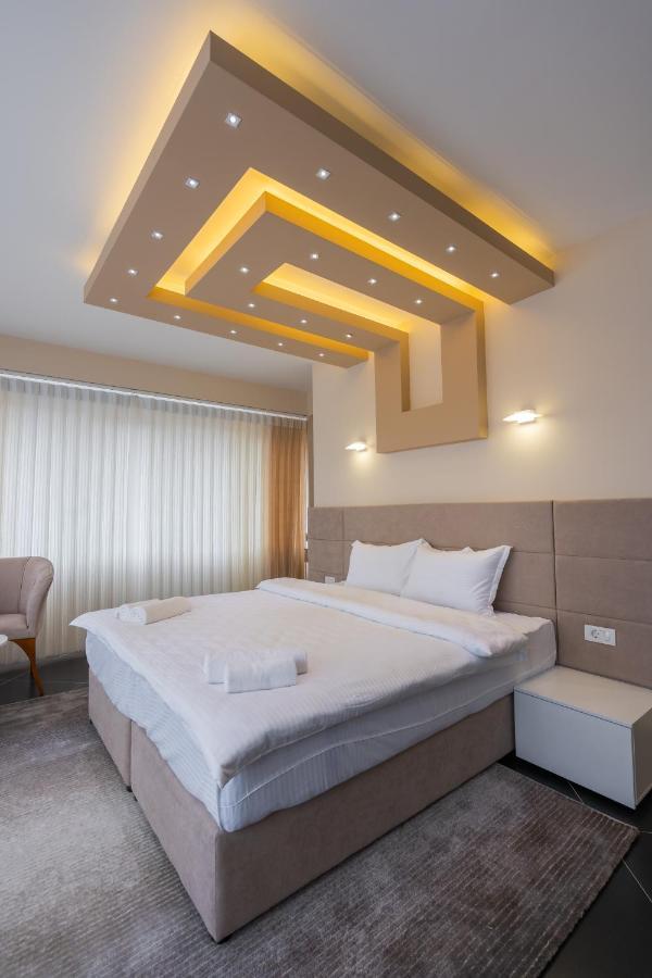 Hotel & Resort Bon Bon Suto Orizari Extérieur photo